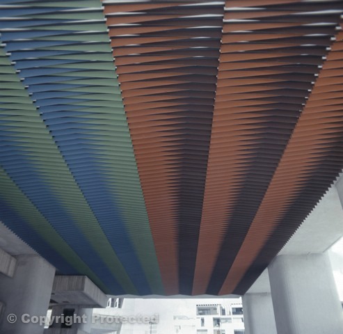 Ambientación Cromática para el hall de entrada del edificio ABA. Plafond Fisicromía, 1975